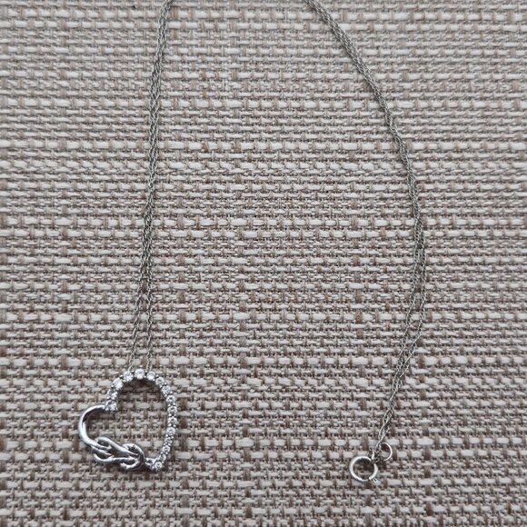 Jewelry - 18 Inch Sterling Silver Cubic Zirconia Knot Heart Necklace A2993